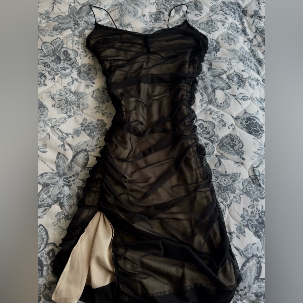 Cute black dress